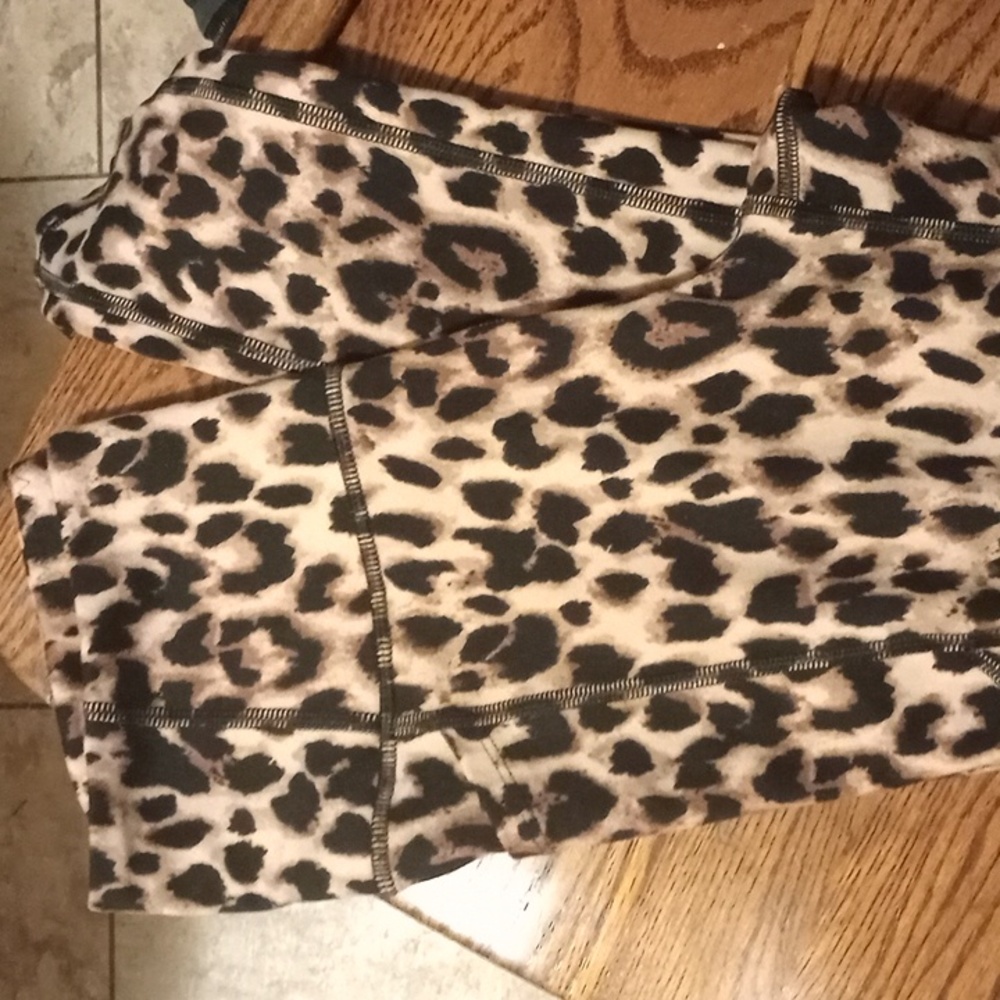 Victoria's Secret Sport Yoga Pant, Legging, Leopard print, high rise yoga leggin